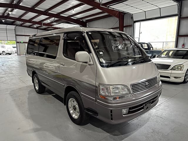 1999 Toyota HiAce JDM car for sale — photo 5 of 14