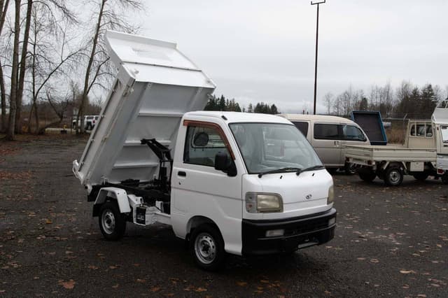 1999 Daihatsu Hijet JDM car for sale — photo 10 of 17