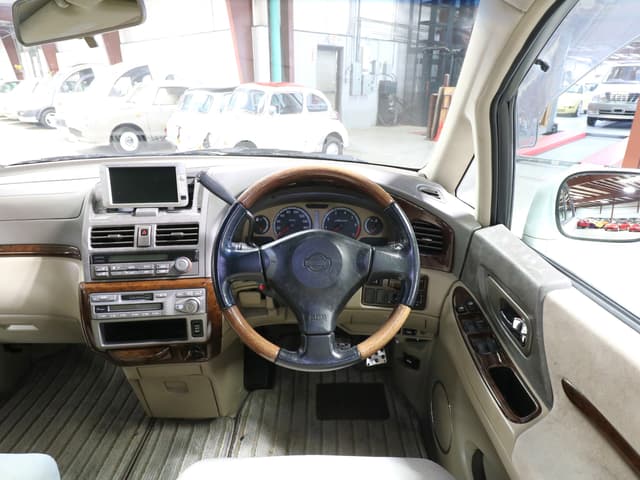1999 Nissan Presage JDM car for sale — photo 10 of 25