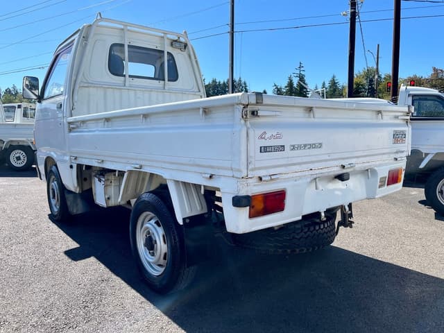 1993 Daihatsu Hijet JDM car for sale — photo 5 of 25