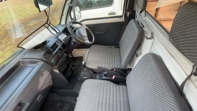 1999 Daihatsu Hijet JDM car for sale — photo 5 of 5