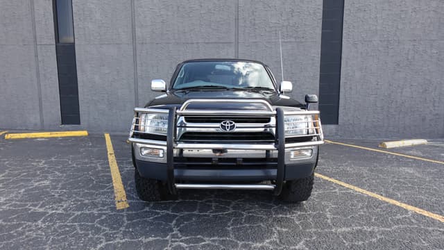 1998 Toyota Hilux Surf JDM car for sale — photo 2 of 16