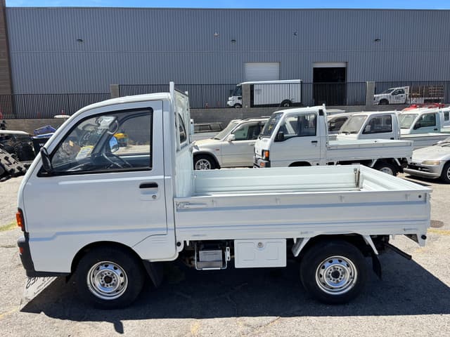 1994 Mitsubishi Minicab JDM car for sale — photo 4 of 10