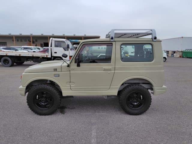 1996 Suzuki Jimny JDM car for sale — photo 6 of 20