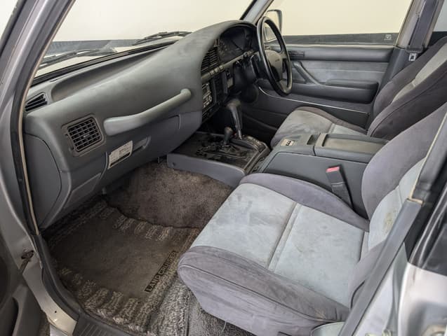 1990 Toyota Land Cruiser JDM car for sale — photo 20 of 24
