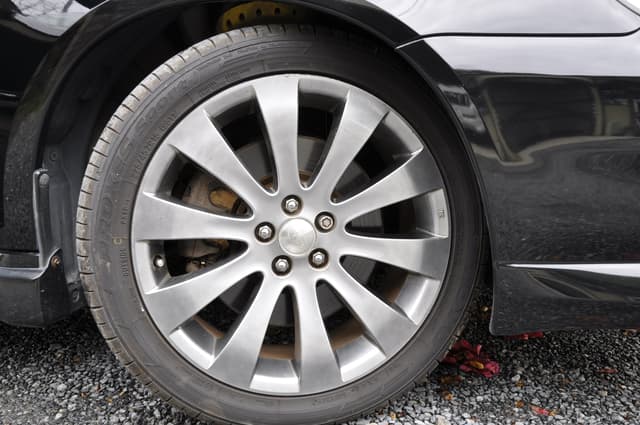 2007 Subaru Legacy JDM car for sale — photo 2 of 24