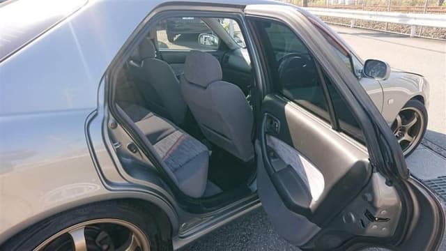 2000 Nissan Skyline JDM car for sale — photo 9 of 20
