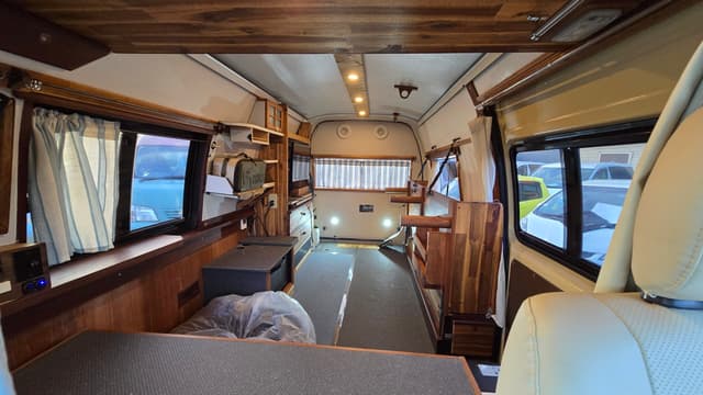 2007 Toyota HiAce JDM car for sale — photo 19 of 21