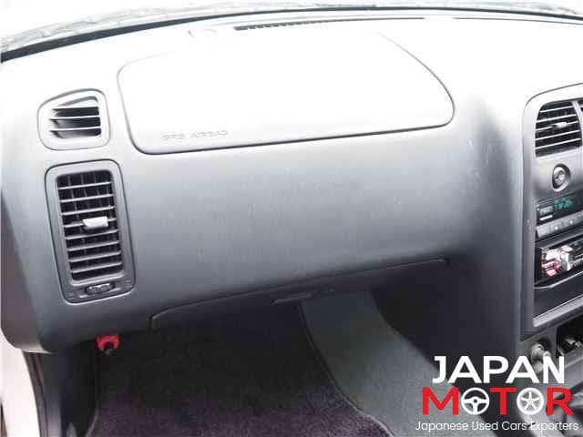 1998 Nissan Skyline JDM car for sale — photo 6 of 10