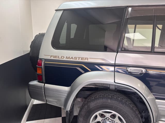 1997 Mitsubishi Pajero JDM car for sale — photo 4 of 25