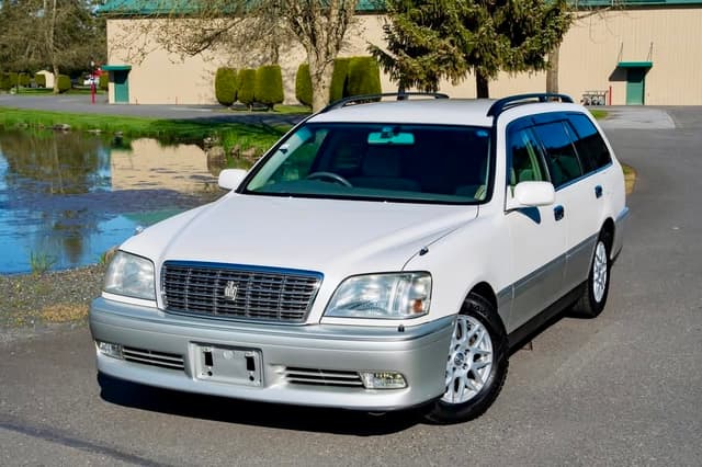 2000 Toyota Crown JDM car for sale — photo 3 of 25