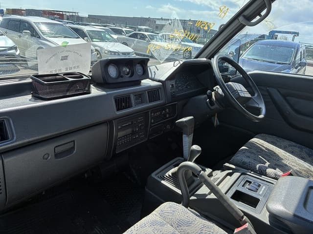 1997 Mitsubishi Delica JDM car for sale — photo 7 of 10