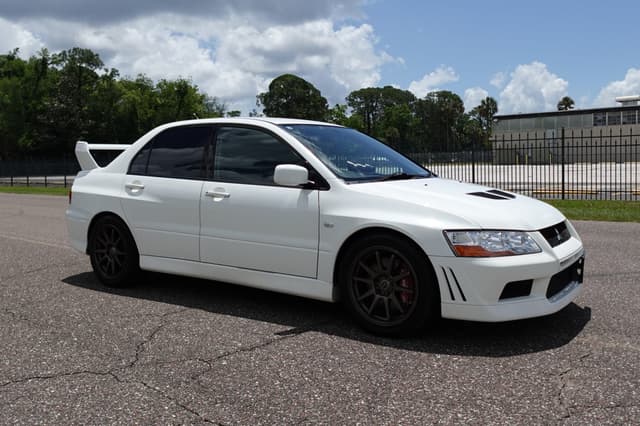 2001 Mitsubishi Lancer Evolution JDM car for sale — photo 4 of 19