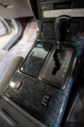 1999 Toyota Crown JDM car for sale — photo 10 of 25