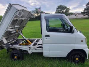 2000 Mitsubishi Minicab JDM car for sale