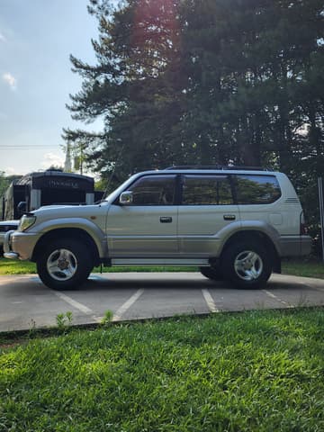2001 Toyota Land Cruiser Prado JDM car for sale — photo 2 of 25