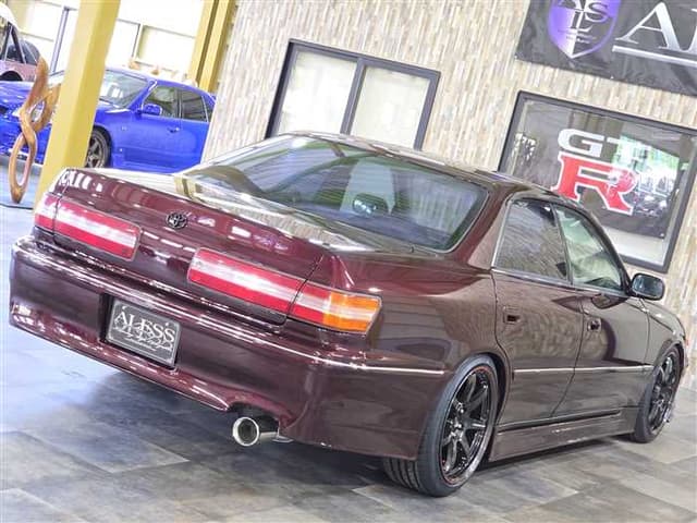 1997 Toyota Mark II JDM car for sale — photo 3 of 24