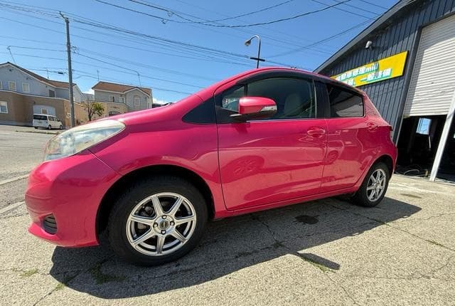 2011 Toyota Vitz JDM car for sale — photo 7 of 25