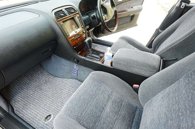 1999 Nissan Cedric JDM car for sale — photo 12 of 14