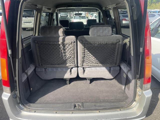 2000 Honda Stepwagon JDM car for sale — photo 9 of 10