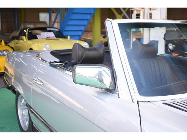 1979 Mercedes-Benz SL-Class JDM car for sale — photo 11 of 25