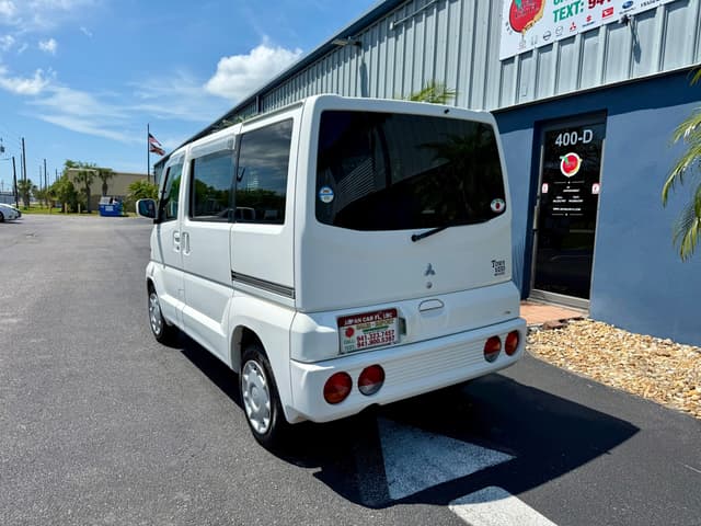 1999 Mitsubishi Town Box JDM car for sale — photo 7 of 18
