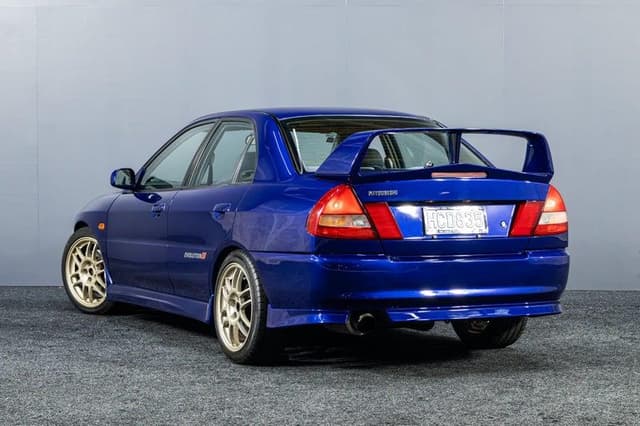 1996 Mitsubishi Lancer Evolution JDM car for sale — photo 6 of 19