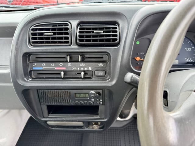 1999 Suzuki Carry JDM car for sale — photo 21 of 25