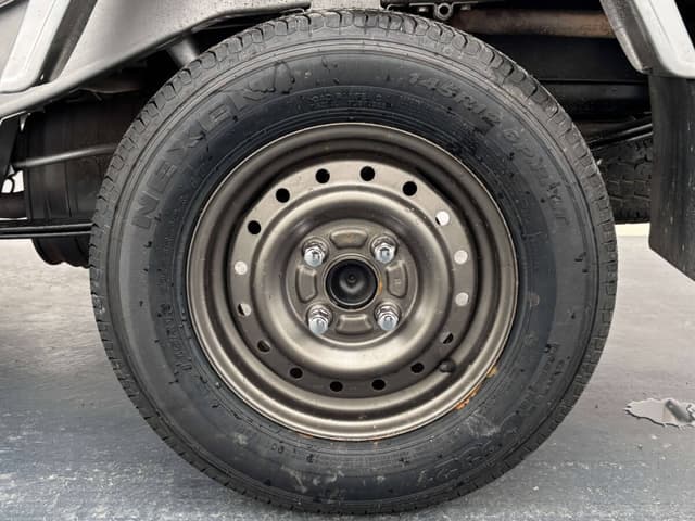 2001 Daihatsu Hijet JDM car for sale — photo 21 of 25