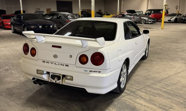 1998 Nissan Skyline JDM car for sale — photo 8 of 25