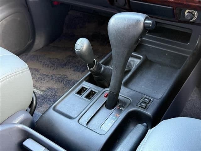 2000 Toyota Land Cruiser Prado JDM car for sale — photo 3 of 15