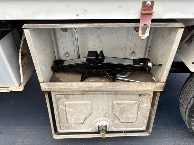 1991 Mitsubishi Minicab JDM car for sale — photo 15 of 25
