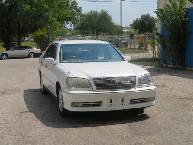 2000 Toyota Crown JDM car for sale — photo 2 of 25