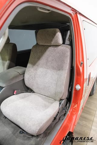 1998 Toyota HiAce JDM car for sale — photo 16 of 25