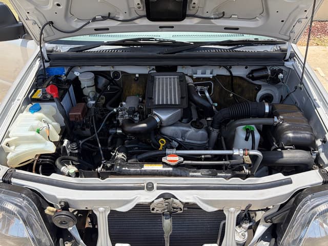 1999 Suzuki Jimny JDM car for sale — photo 16 of 18