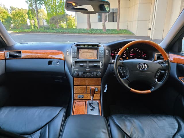 2001 Toyota Celsior JDM car for sale — photo 11 of 13