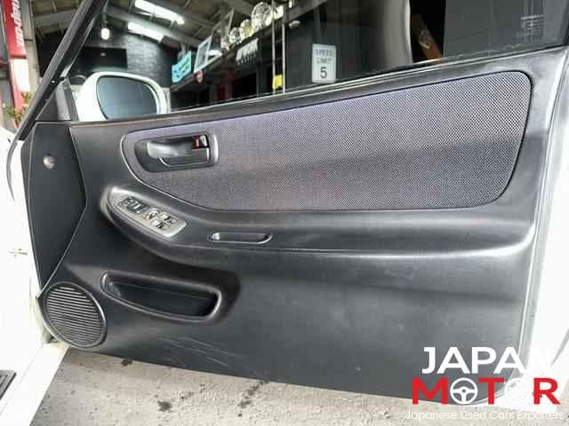 1998 Honda Integra JDM car for sale — photo 12 of 16