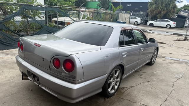 2000 Nissan Skyline JDM car for sale — photo 5 of 12