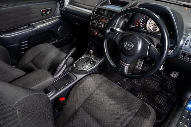 2003 Toyota Altezza JDM car for sale — photo 17 of 19