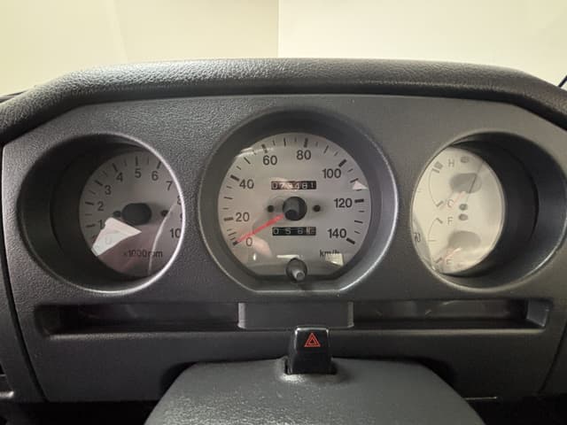 1996 Suzuki Jimny JDM car for sale — photo 21 of 23