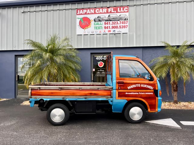 1997 Daihatsu Hijet JDM car for sale — photo 10 of 16