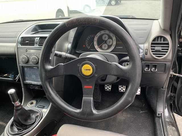 1998 Toyota Altezza JDM car for sale — photo 7 of 10