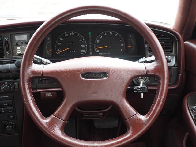 1989 Toyota Chaser JDM car for sale — photo 14 of 24