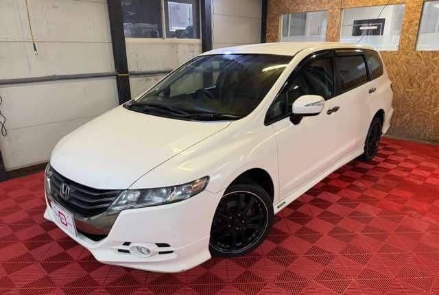2009 Honda Odyssey JDM car for sale — photo 5 of 15