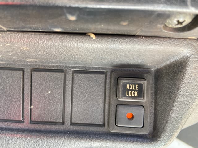1996 Suzuki Carry JDM car for sale — photo 23 of 25