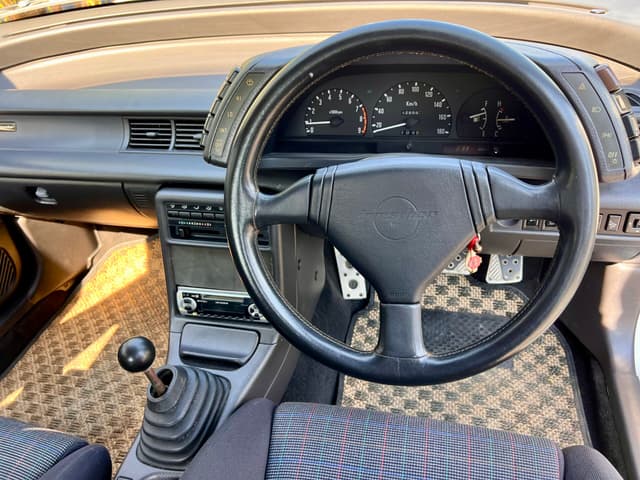 1991 Isuzu JDM car for sale — photo 17 of 25