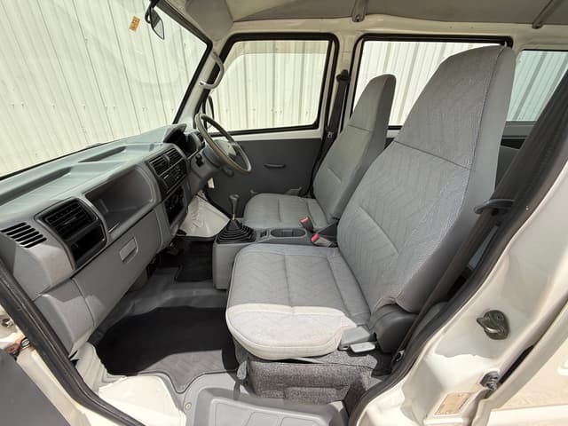 2000 Mitsubishi Minicab JDM car for sale — photo 10 of 20