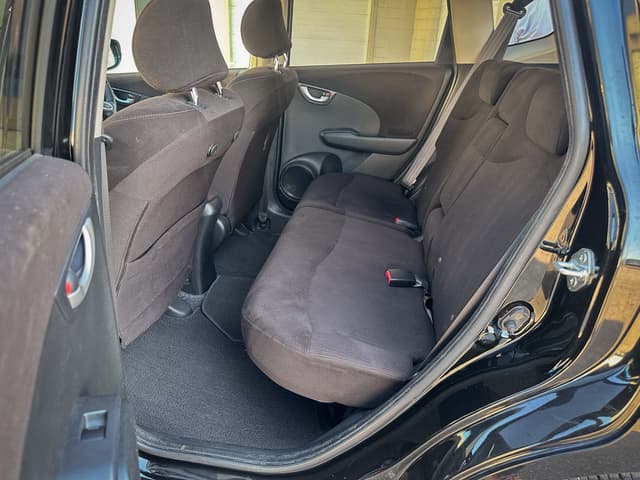 2010 Honda Fit JDM car for sale — photo 18 of 25