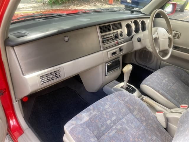 1996 Nissan Rasheen JDM car for sale — photo 12 of 18