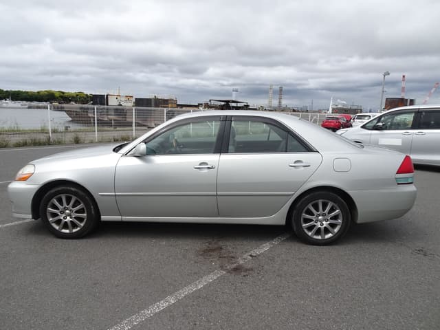 2003 Toyota Mark II JDM car for sale — photo 2 of 25